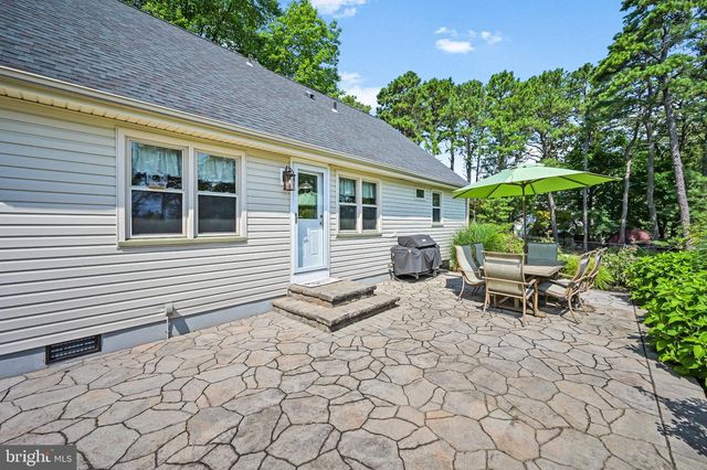 1820 PERTH AMBOY AVE, Manchester Township, NJ 08759