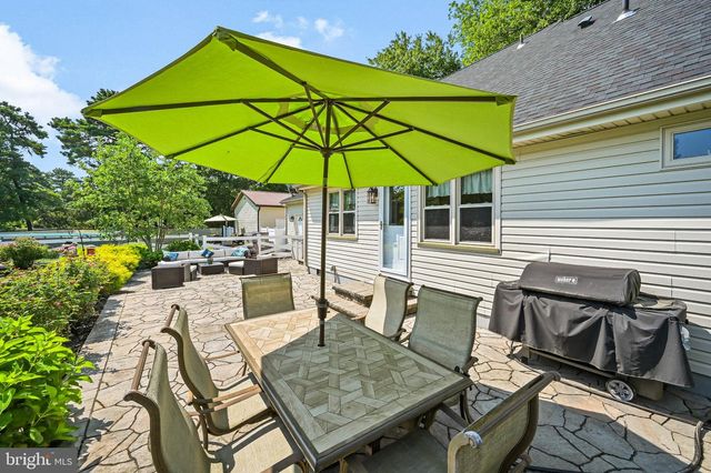 1820 PERTH AMBOY AVE, Manchester Township, NJ 08759