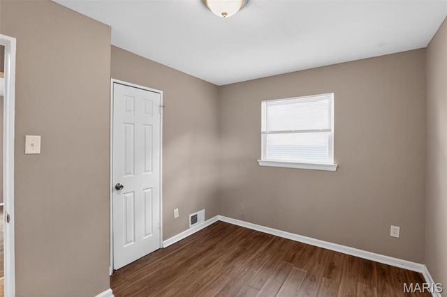 6814 Frostview Lane, St Louis, MO 63134