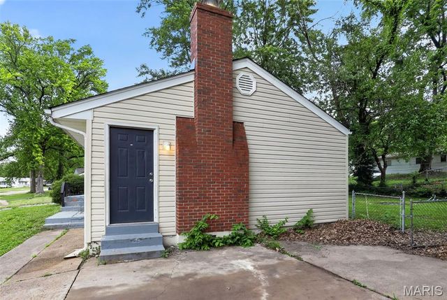 6814 Frostview Lane, St Louis, MO 63134