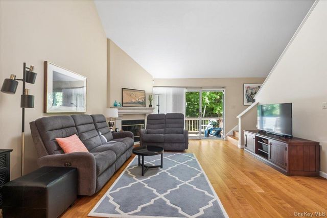 4205 Finch Court, Peekskill, NY 10566