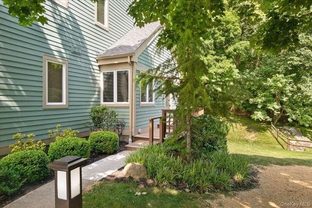 4205 Finch Court, Peekskill, NY 10566