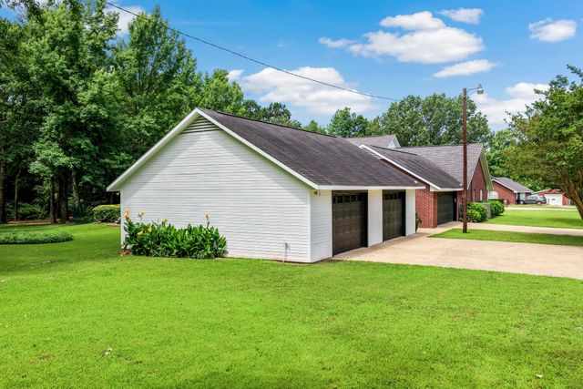 15 County Road 3244, Mt Pleasant, TX 75455