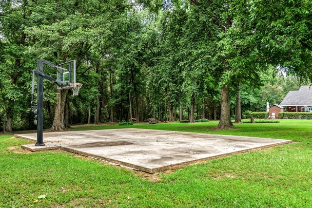 15 County Road 3244, Mt Pleasant, TX 75455