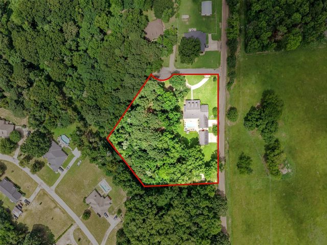 15 County Road 3244, Mt Pleasant, TX 75455