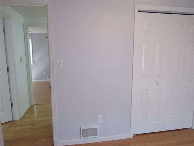 65 Fernwood St, South Strabane, PA 15301