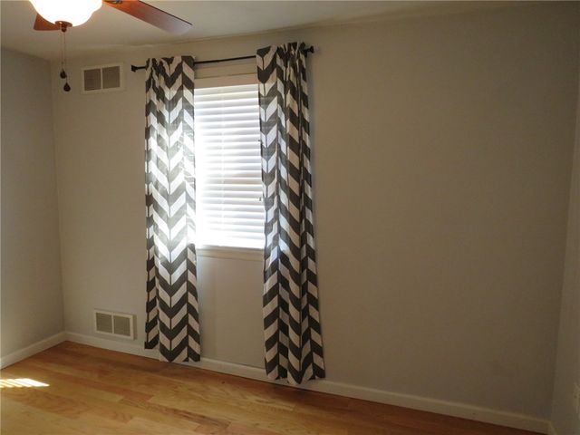 65 Fernwood St, South Strabane, PA 15301