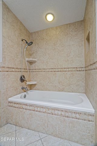 71 NORTHWIND Drive, El Paso, TX 79912