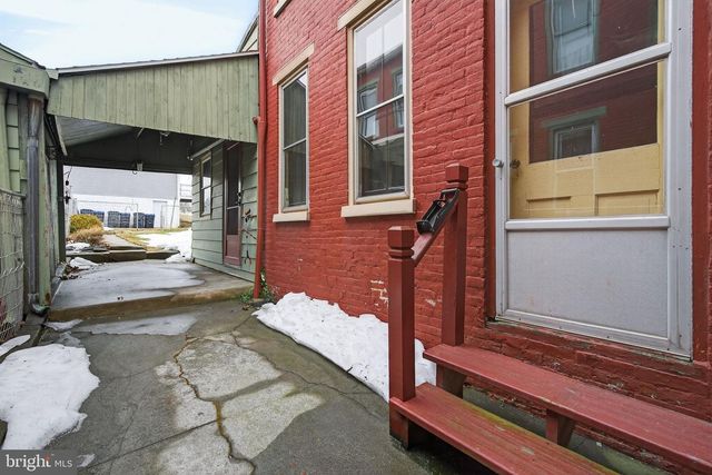 343 N 3RD ST, Columbia, PA 17512