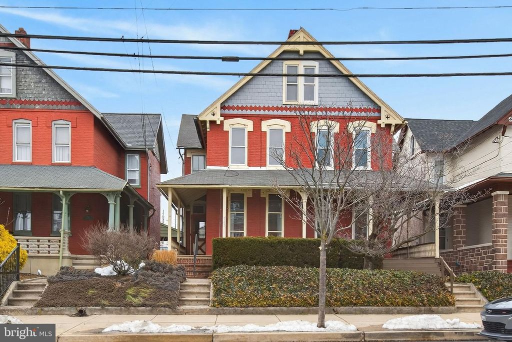 343 N 3RD ST, Columbia, PA 17512