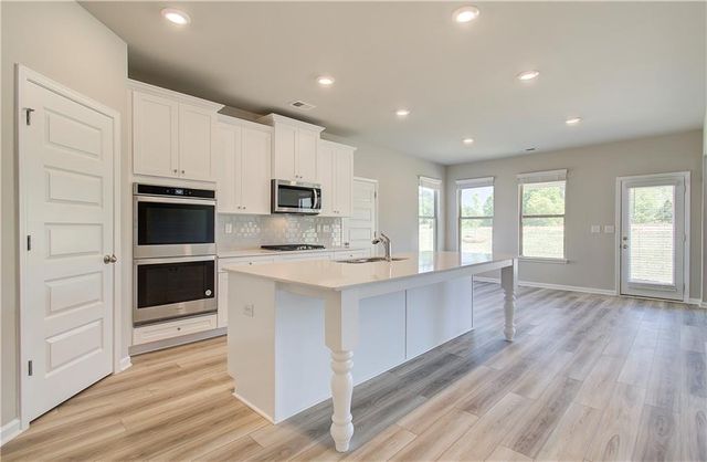 158 Haverling Pass, Hampton, GA 30252