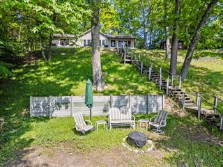 9898 S Pritchard Drive, Morton Twp, MI 49346