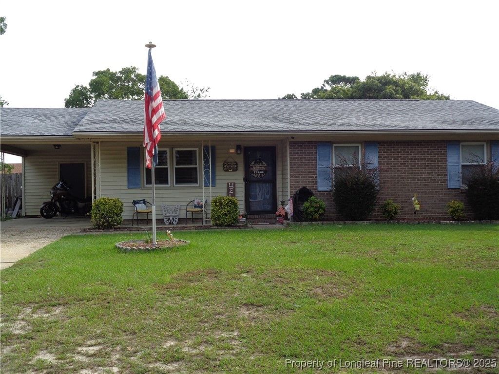 6220 Bretton Woods Drive, Hope Mills, NC 28348
