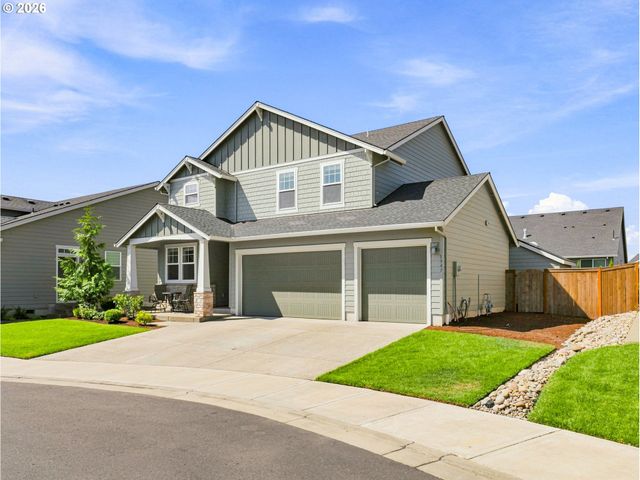1947 N KNOTT Ct, Canby, OR 97013