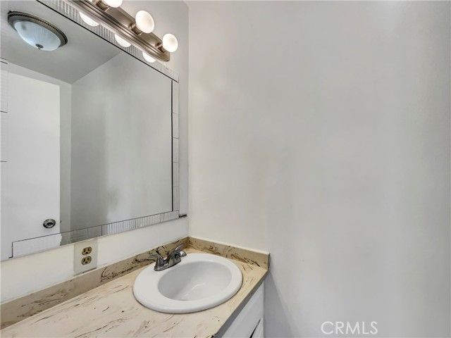 1920 N H Street 251, Oxnard, CA 93036