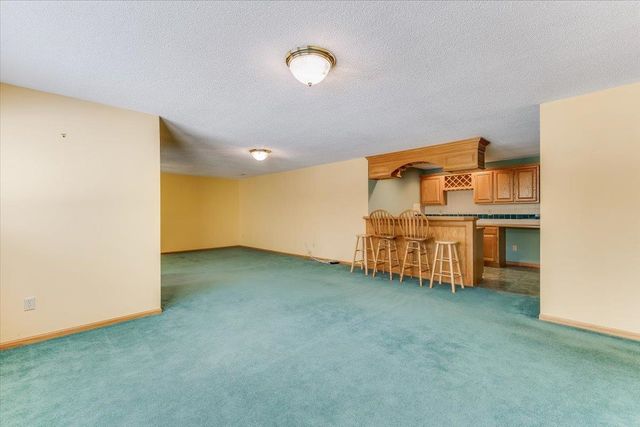 10009 W Britton St, Wichita, KS 67205