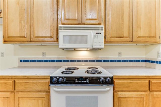 10009 W Britton St, Wichita, KS 67205