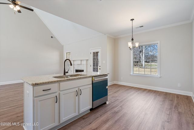 821 Hazelwood Drive, Lake Cormorant, MS 38641