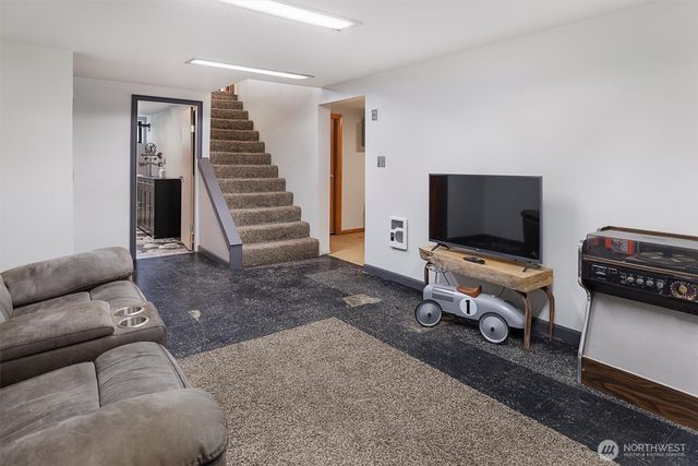 4322 S 10th Street, Tacoma, WA 98405