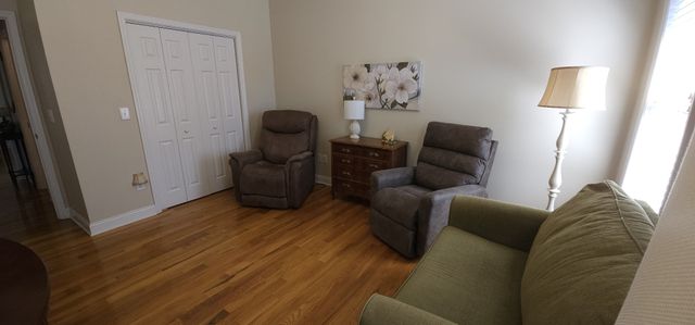 215 Woodson Dr, Tullahoma, TN 37388