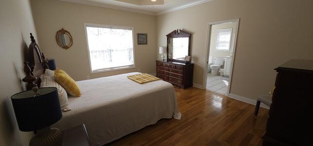 215 Woodson Dr, Tullahoma, TN 37388