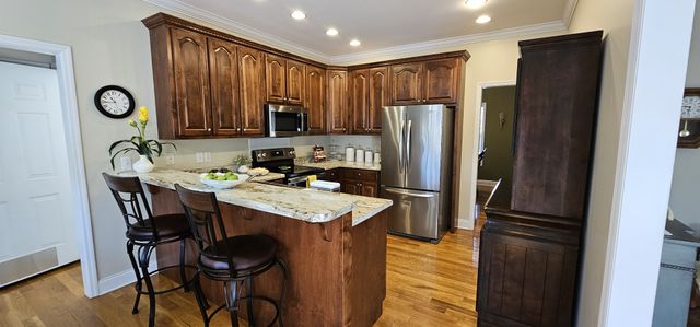 215 Woodson Dr, Tullahoma, TN 37388