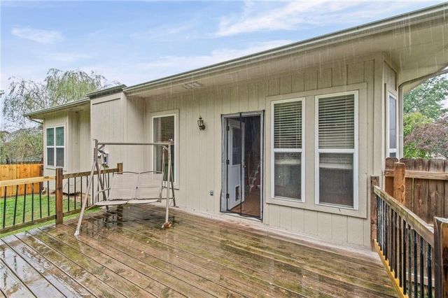 641 S Kisner Drive, Independence, MO 64056