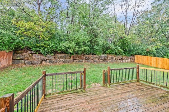 641 S Kisner Drive, Independence, MO 64056