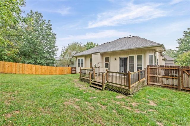 641 S Kisner Drive, Independence, MO 64056