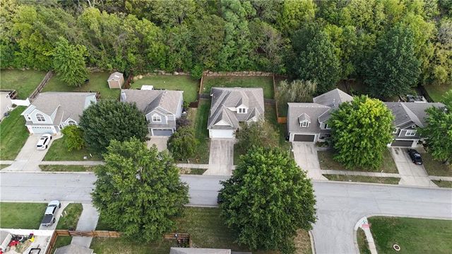 641 S Kisner Drive, Independence, MO 64056