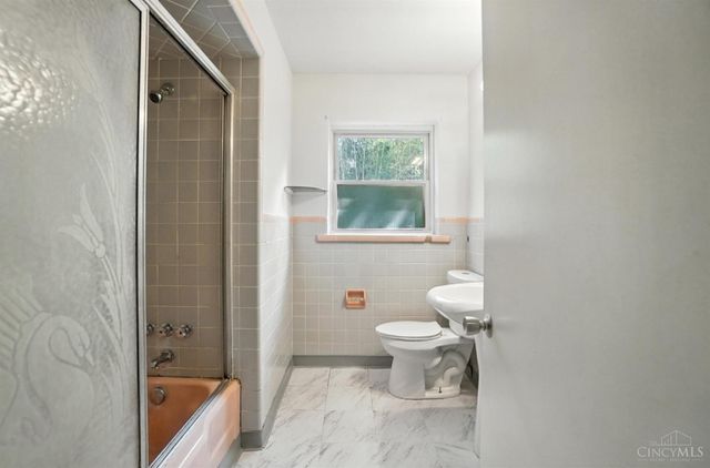 1224 Westminster Drive, Cincinnati, OH 45229