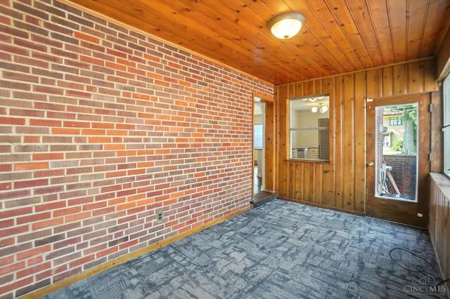 1224 Westminster Drive, Cincinnati, OH 45229