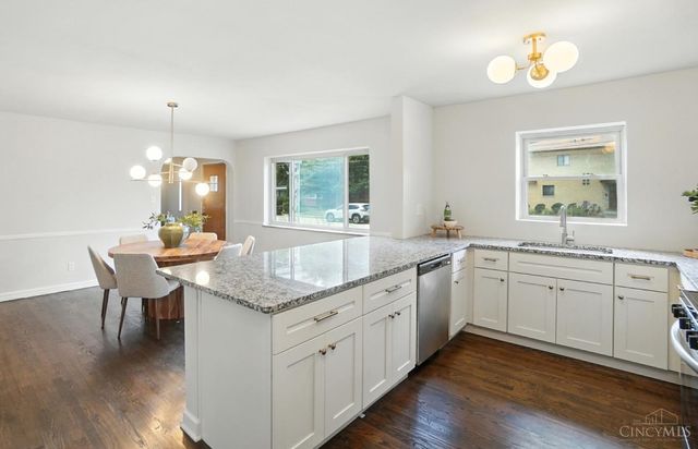 1224 Westminster Drive, Cincinnati, OH 45229