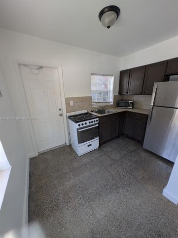 2316 Madison St 19, Hollywood, FL 33020
