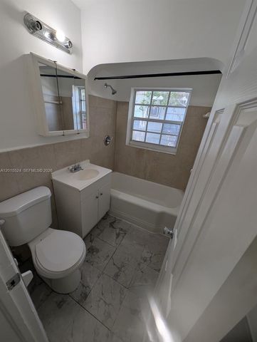2316 Madison St 19, Hollywood, FL 33020