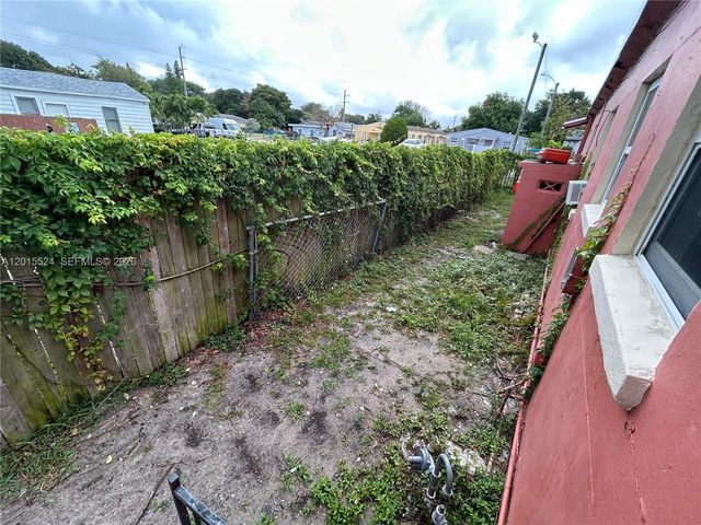 2316 Madison St 19, Hollywood, FL 33020