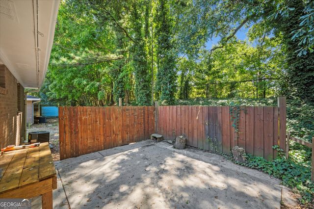 190 Opal Drive, Roswell, GA 30075