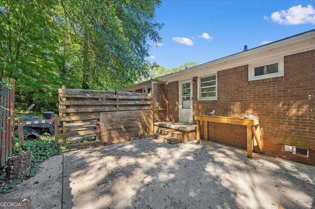 190 Opal Drive, Roswell, GA 30075
