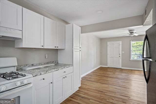 190 Opal Drive, Roswell, GA 30075