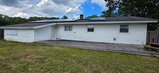 126 Lynn Rd, Brockton, MA 02302