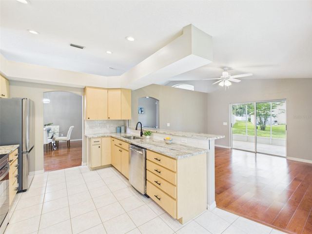 35601 WICKINGHAM COURT, Zephyrhills, FL 33541