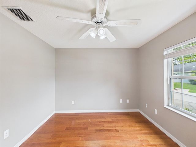 35601 WICKINGHAM COURT, Zephyrhills, FL 33541