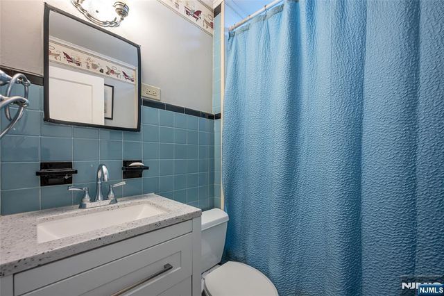 179 Prospect Street, Hasbrouck Heights, NJ 07604