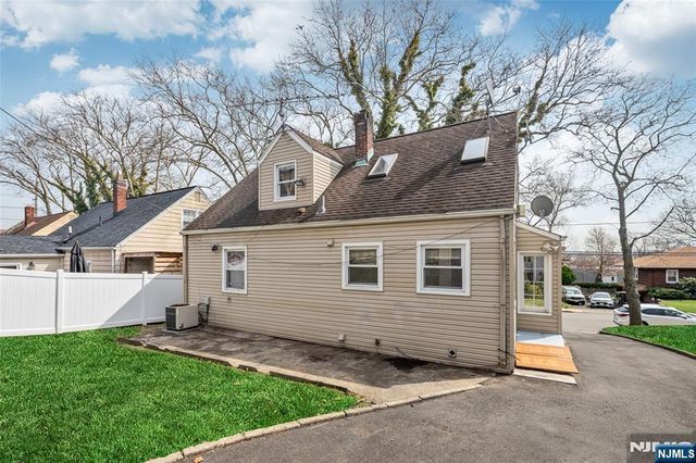 179 Prospect Street, Hasbrouck Heights, NJ 07604