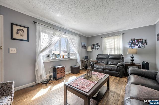 179 Prospect Street, Hasbrouck Heights, NJ 07604