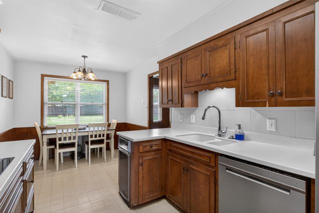 1554 Westbury Drive, Shreveport, LA 71105