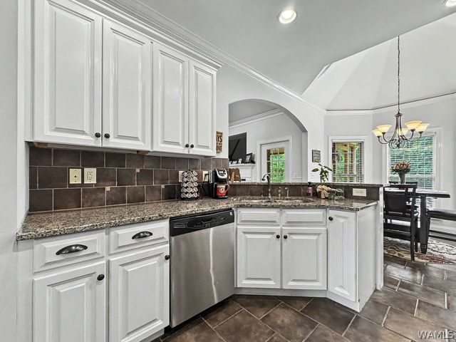 9448 Ambrose Lane, Kimberly, AL 35091
