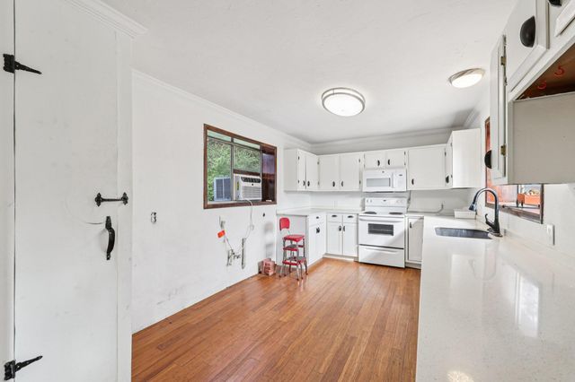 339 Cool Water DR, Bastrop, TX 78602