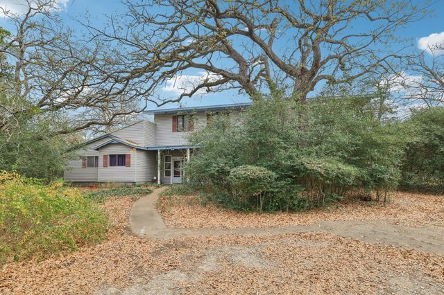 339 Cool Water DR, Bastrop, TX 78602