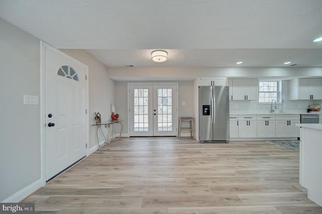 8250 DOEWOOD RD, Lusby, MD 20657